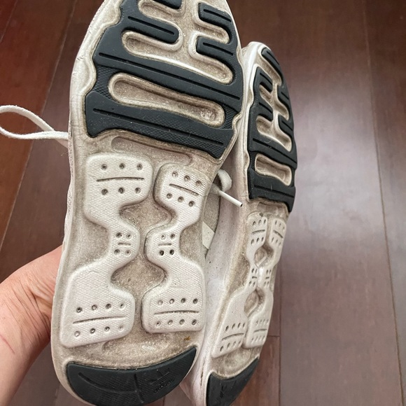 Adidas - Picture 4 of 4